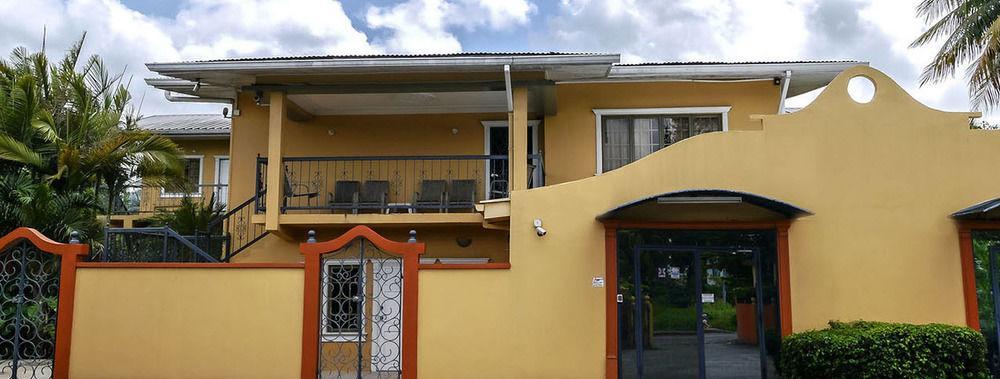 Palms Hotel Trinidad Arouca Exterior photo